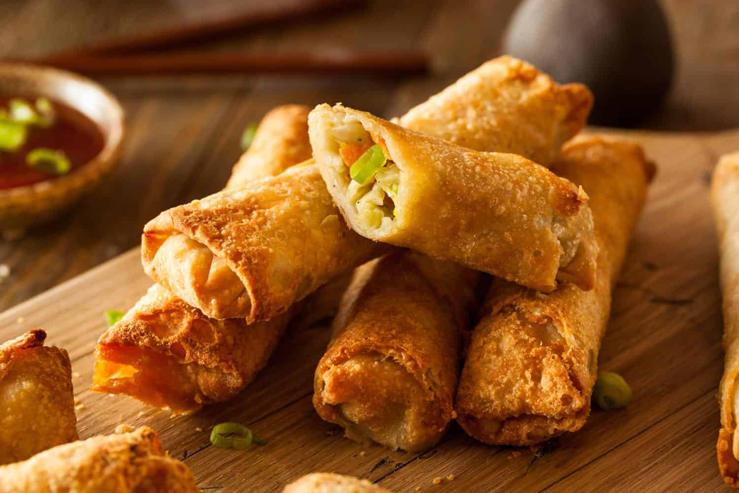 Difference Between Chinese and Vietnamese Egg Rolls