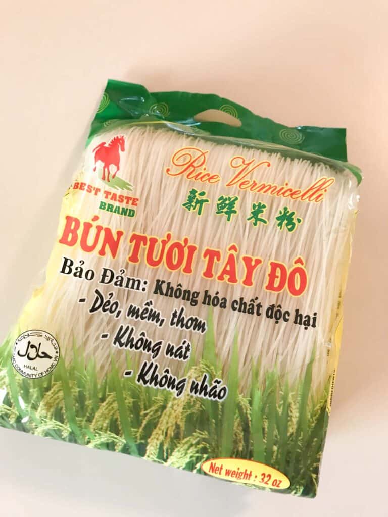 Difference Between Vermicelli Noodles versus Rice Noodle Sticks